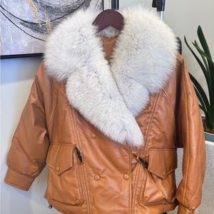 Luxury Genuine Leather women Jacket with Real Fox Fur Collar & Horn Toggles